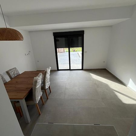 Cato Agro 3, Seafront Villa With Private Pool Afiartis Buitenkant foto