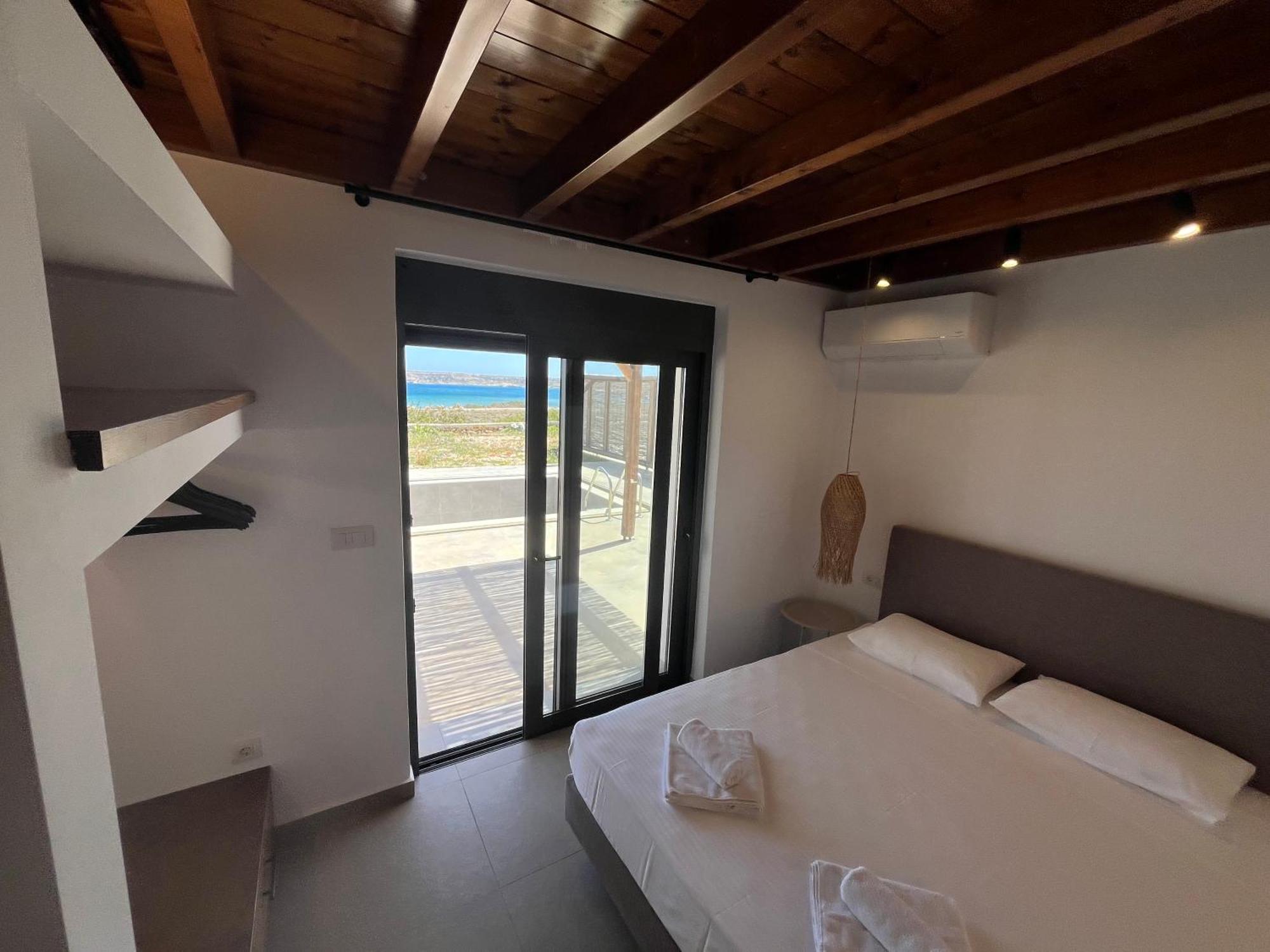Cato Agro 3, Seafront Villa With Private Pool Afiartis Buitenkant foto